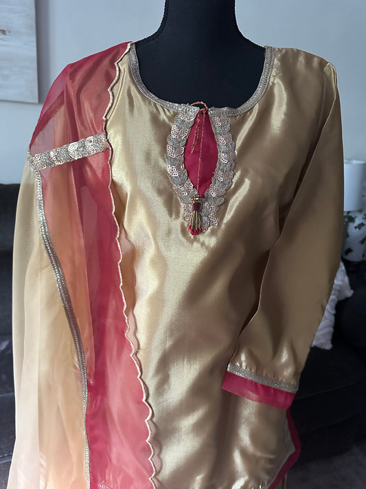 Gold red contrast ghrarha set.
